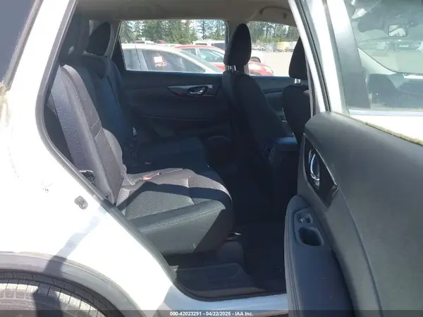 KNMAT2MT1JP592478 2018 NISSAN ROGUE - Image 8
