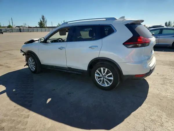 KNMAT2MT1JP597082 2018 NISSAN ROGUE - Image 2