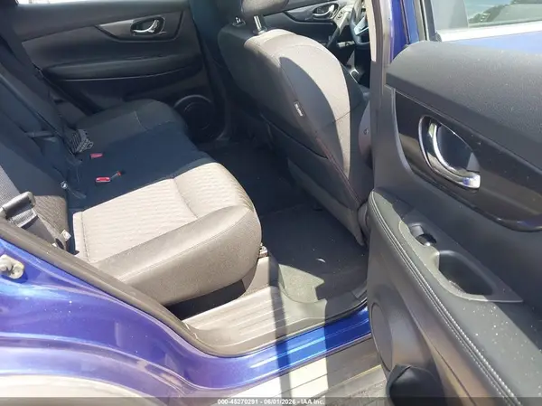 KNMAT2MT1JP599107 2018 NISSAN ROGUE - Image 8