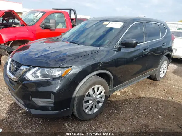 KNMAT2MT1JP605696 2018 NISSAN ROGUE - Image 2
