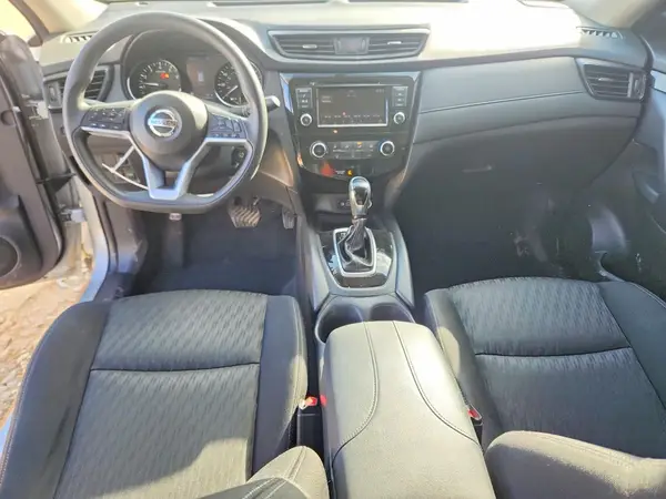 KNMAT2MT1JP605858 2018 NISSAN ROGUE - Image 8