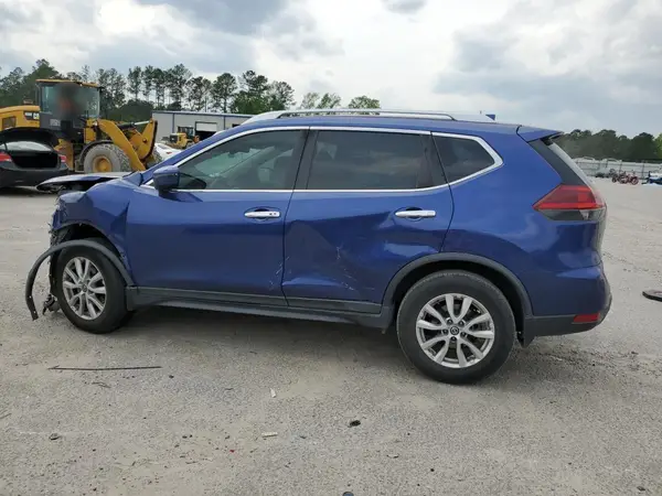 KNMAT2MT1JP608145 2018 NISSAN ROGUE - Image 2