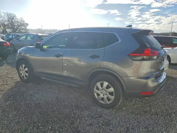 KNMAT2MT1JP609277 2018 NISSAN ROGUE - Image 2