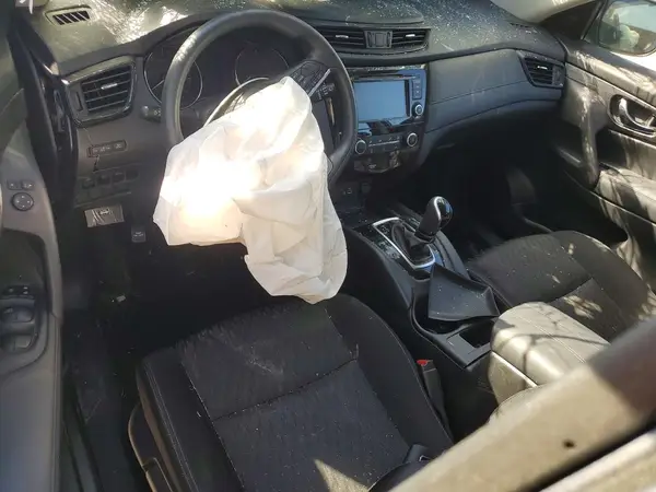 KNMAT2MT1JP610218 2018 NISSAN ROGUE - Image 8