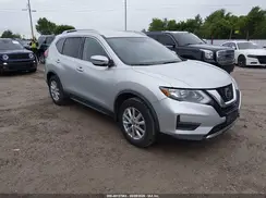 KNMAT2MT1JP610557 2018 NISSAN ROGUE