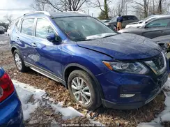 KNMAT2MT1JP613894 2018 NISSAN ROGUE