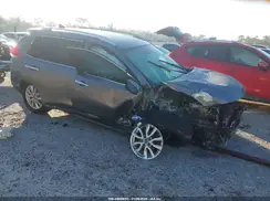 KNMAT2MT1JP614608 2018 NISSAN ROGUE