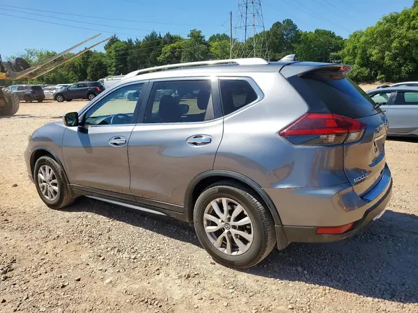 KNMAT2MT1JP615192 2018 NISSAN ROGUE - Image 2