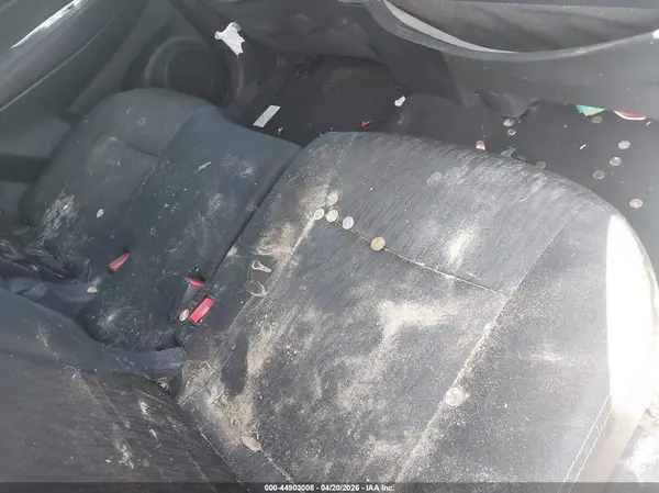 KNMAT2MT1JP616245 2018 NISSAN ROGUE - Image 8