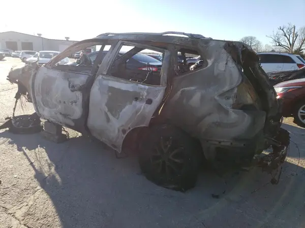 KNMAT2MT1KP518558 2019 NISSAN ROGUE - Image 2