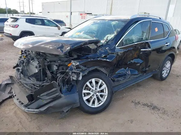 KNMAT2MT1KP528880 2019 NISSAN ROGUE - Image 2