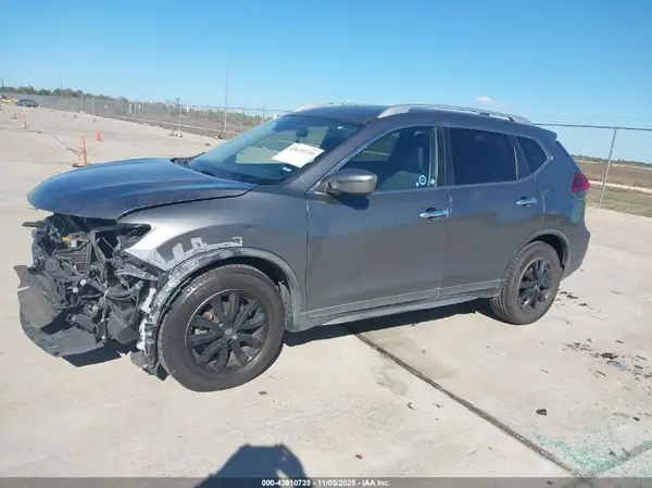 KNMAT2MT1KP529429 2019 NISSAN ROGUE - Image 2