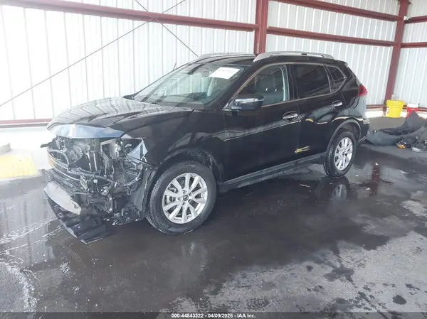 KNMAT2MT1KP556257 2019 NISSAN ROGUE - Image 2