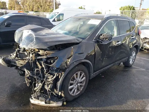 KNMAT2MT1LP537418 2020 NISSAN ROGUE - Image 2