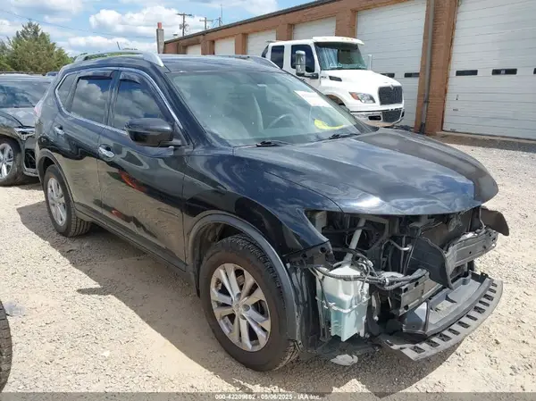 KNMAT2MT2GP608888 2016 NISSAN ROGUE - Image 1