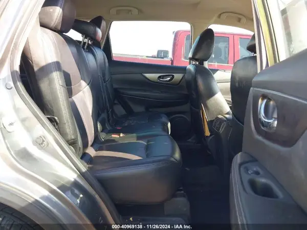 KNMAT2MT2GP613783 2016 NISSAN ROGUE - Image 8