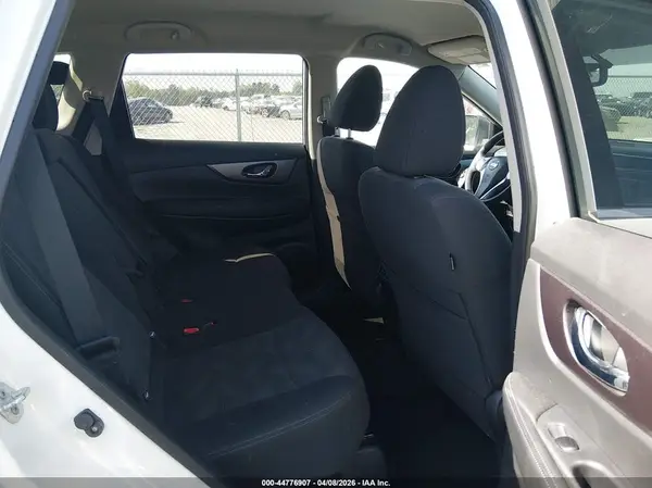 KNMAT2MT2GP620278 2016 NISSAN ROGUE - Image 8