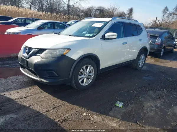 KNMAT2MT2GP622189 2016 NISSAN ROGUE - Image 2