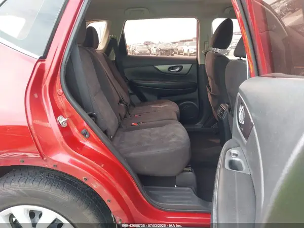KNMAT2MT2GP625240 2016 NISSAN ROGUE - Image 8