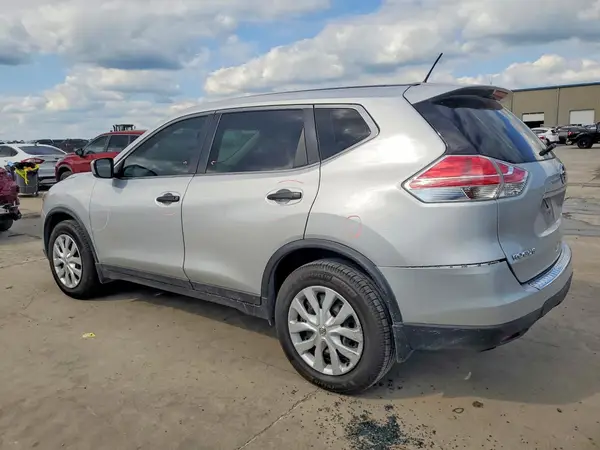 KNMAT2MT2GP625576 2016 NISSAN ROGUE - Image 2