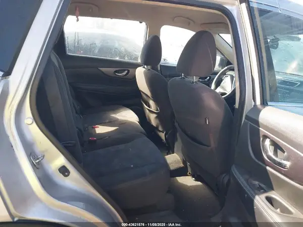 KNMAT2MT2GP630955 2016 NISSAN ROGUE - Image 8