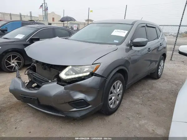 KNMAT2MT2GP664488 2016 NISSAN ROGUE - Image 2