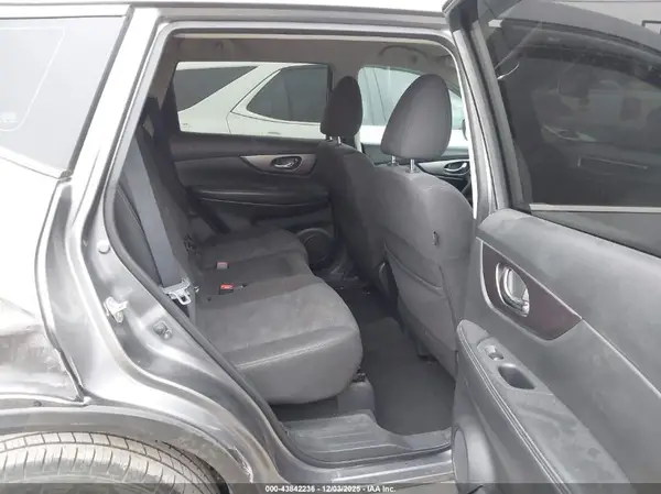 KNMAT2MT2GP664488 2016 NISSAN ROGUE - Image 8