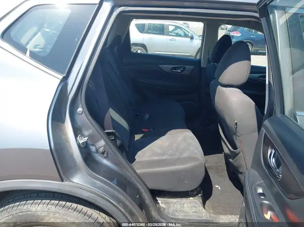KNMAT2MT2GP677080 2016 NISSAN ROGUE - Image 8