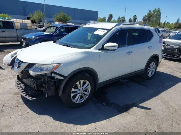 KNMAT2MT2GP677466 2016 NISSAN ROGUE - Image 2
