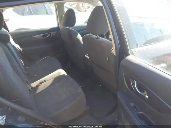 KNMAT2MT2GP683459 2016 NISSAN ROGUE - Image 8