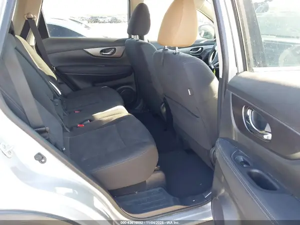 KNMAT2MT2GP684661 2016 NISSAN ROGUE - Image 8