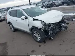 KNMAT2MT2GP713625 2016 NISSAN ROGUE