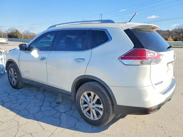 KNMAT2MT2GP721014 2016 NISSAN ROGUE - Image 2