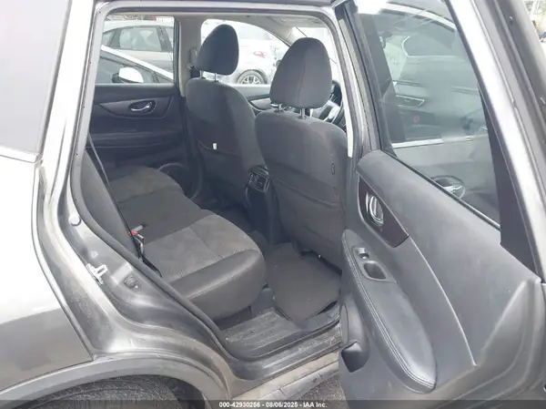 KNMAT2MT2GP723779 2016 NISSAN ROGUE - Image 8