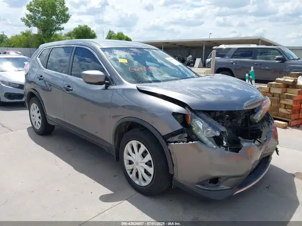 KNMAT2MT2GP726472 2016 NISSAN ROGUE - Image 1