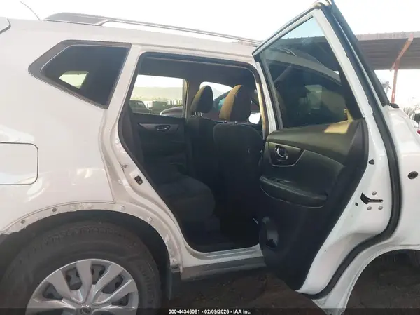 KNMAT2MT2GP728383 2016 NISSAN ROGUE - Image 8