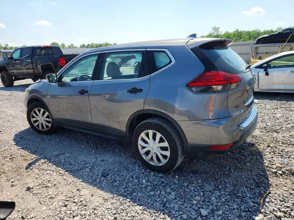 KNMAT2MT2HP500143 2017 NISSAN ROGUE - Image 2