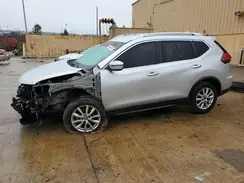 KNMAT2MT2HP505083 2017 NISSAN ROGUE