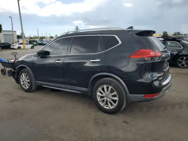 KNMAT2MT2HP505830 2017 NISSAN ROGUE - Image 2
