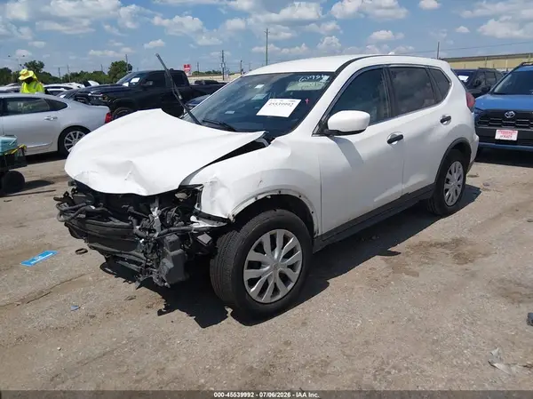KNMAT2MT2HP507366 2017 NISSAN ROGUE - Image 2