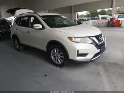 KNMAT2MT2HP509019 2017 NISSAN ROGUE