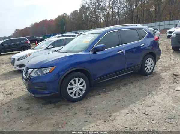 KNMAT2MT2HP512129 2017 NISSAN ROGUE - Image 2