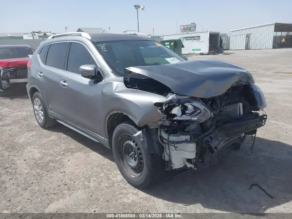 KNMAT2MT2HP513636 2017 NISSAN ROGUE - Image 1