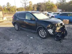 KNMAT2MT2HP517881 2017 NISSAN ROGUE