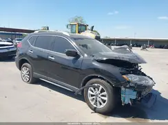 KNMAT2MT2HP520585 2017 NISSAN ROGUE
