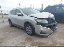 KNMAT2MT2HP521784 2017 NISSAN ROGUE