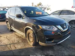 KNMAT2MT2HP523065 2017 NISSAN ROGUE