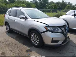 KNMAT2MT2HP525253 2017 NISSAN ROGUE