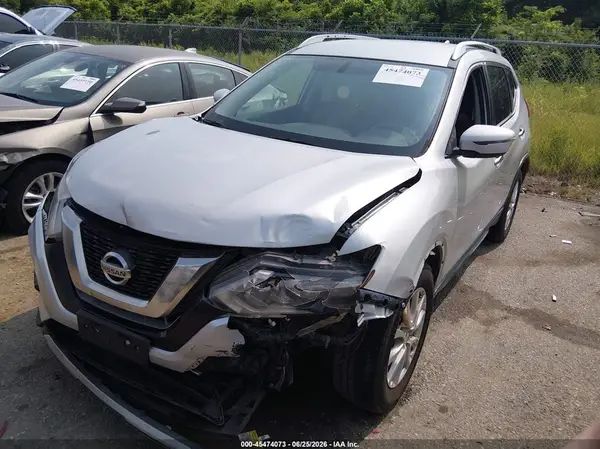 KNMAT2MT2HP525253 2017 NISSAN ROGUE - Image 2