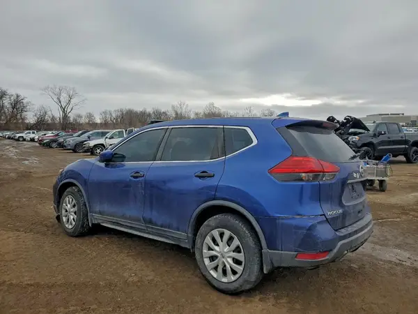 KNMAT2MT2HP527536 2017 NISSAN ROGUE - Image 2